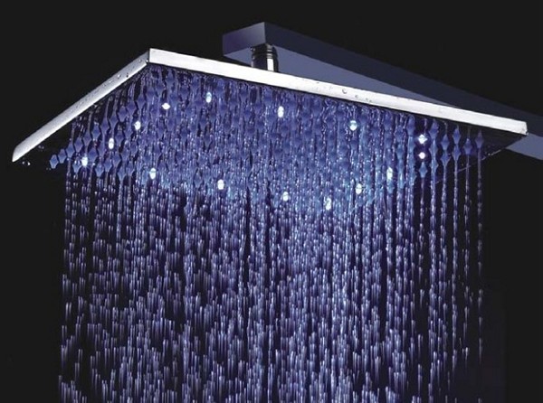 тропический душ с подсветкой фото