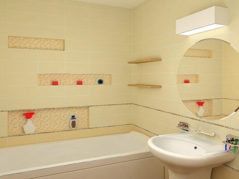 Дизайн ванной с полками над ванной
